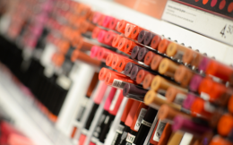 Medewerker verkoop beautyproducten